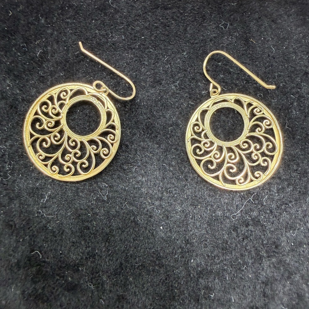 10K Two-Tone Gold Filigree Necklace & Earrings Set 3.83g - Picture 6 of 7
